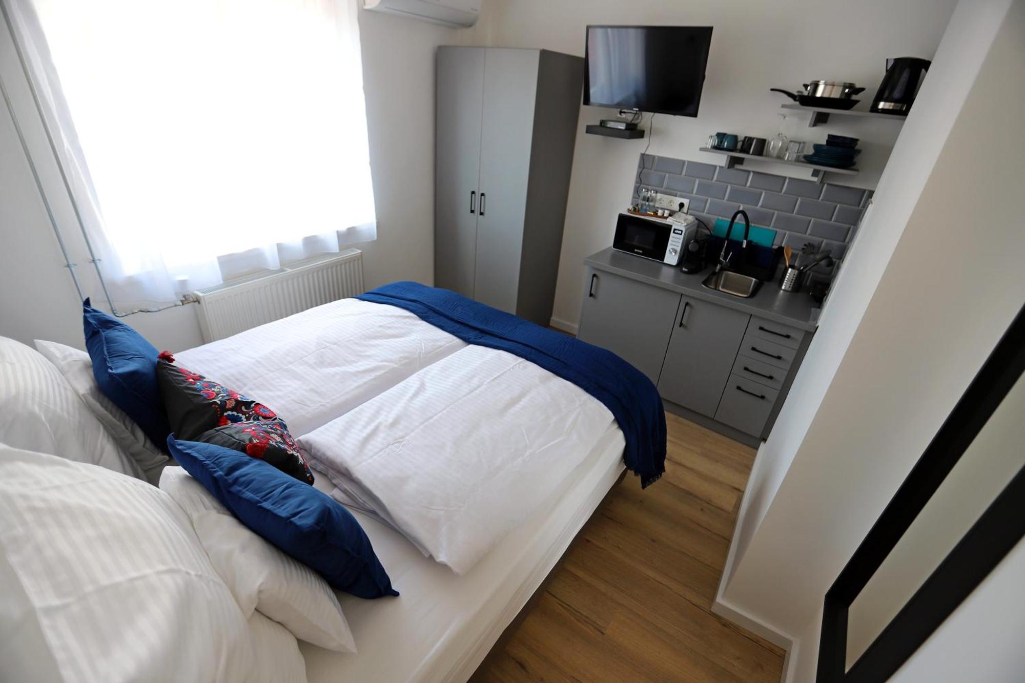Natali Apartmanhaz エゲル エクステリア 写真